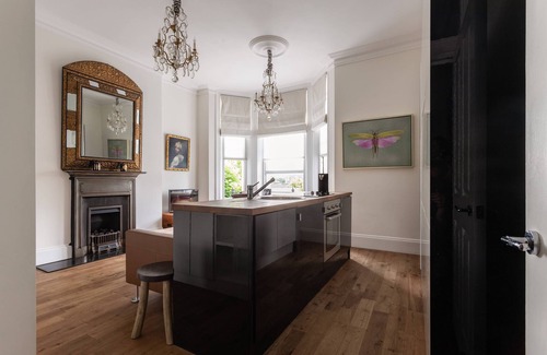 Chelsea Riverside Apartment | Cheyne Walk VIII by onefinestay