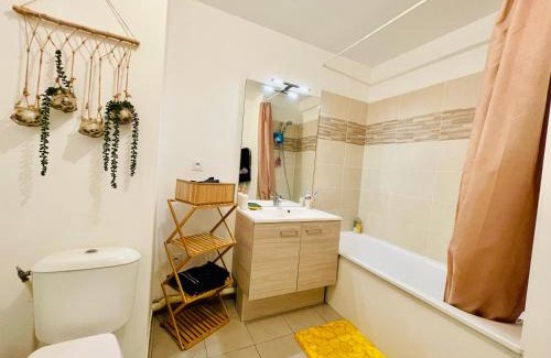 Saint-Andre-lez-Lille Apartment | Chez André - Appartement 4 personnes prox Lille