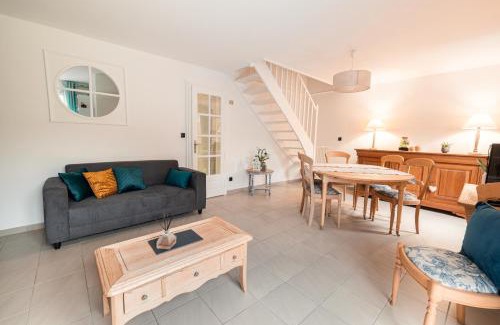 Saint-Leonard House | CHEZ FLO