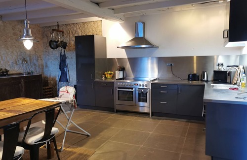 Nonac House | Chez Foucherie - Renovated farmhouse with pool, gardens & games room