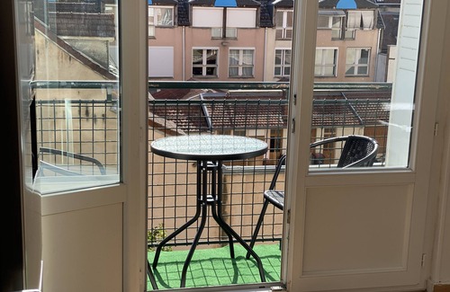 Sainte-Savine Apartment | Chez Julien,lumineux-accueillant-spasieux