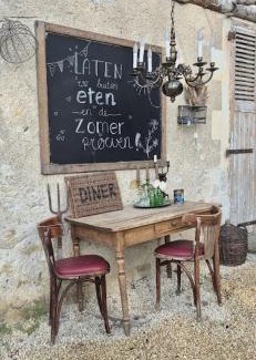 Brigueil-le-Chantre Bed & Breakfast | Chez Nous