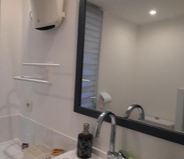 Anatole France Apartment | Chez Sabine et Patrick