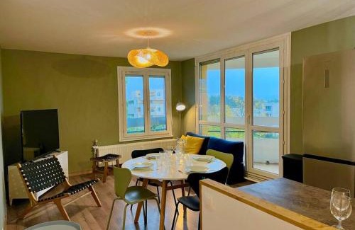 Reims Apartment | Chez Swany - Découverte à Reims Parking inclus