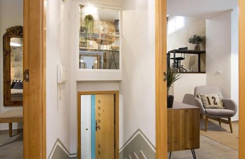 Central District Apartment | Chezmoihomes Cathedral Apartment