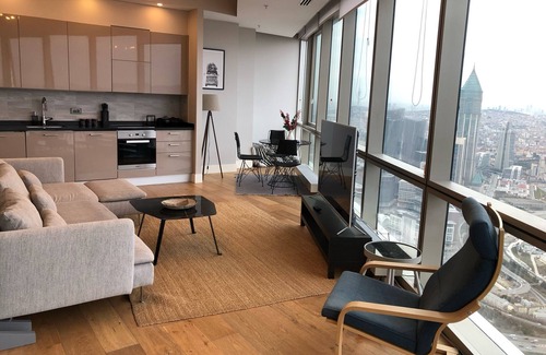 Atasehir Apartment | Chic 1-bedroom apartment with AC and fitnesroom in vibrant Istanbul