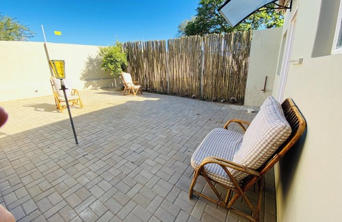 Windhoek Apartment | Chic 1-bedroom apartment with WiFi, AC in peaceful Windhoek