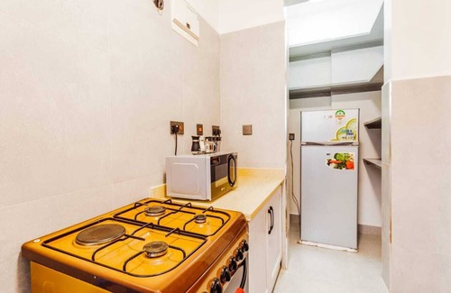 Embakasi Apartment | Chic 1-bedroom apartment with WiFi, fitness room in marvelous Nairobi