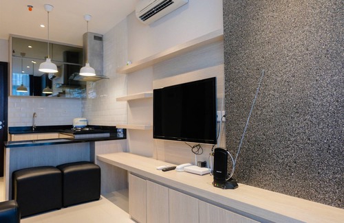 Tangerang Apartment | Chic 1BR Brooklyn Apartment near IKEA Alam Sutera