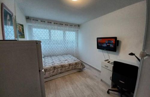 Casablanca City Center Apartment | Chic and Calm Flat in Heart of Casa