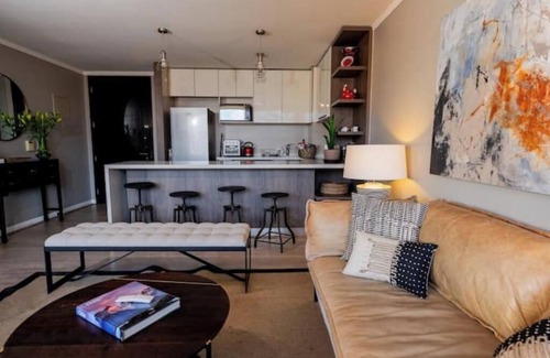 Apoquindo Apartment | Chic Andes-Mountains-View Apartment 1BR +1 Office +2 Bath Rooms
