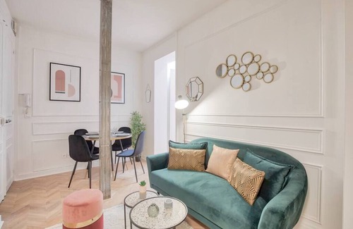 Ternes Apartment | ♥ Chic Apartment near Arc Triomphe - 4P
