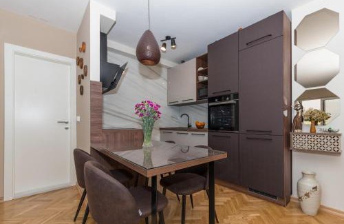 Ratac Apartment | Chic apartment Zoja near beach with free parking