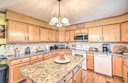 Apple River House | Chic Apple River Escape w/Fire Pit!