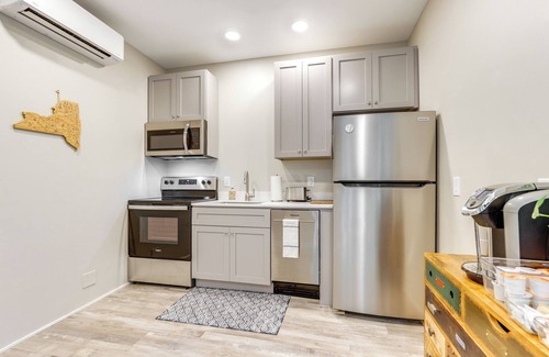 Canandaigua Apartment | Chic Apt in the Heart of Downtown Canandaigua