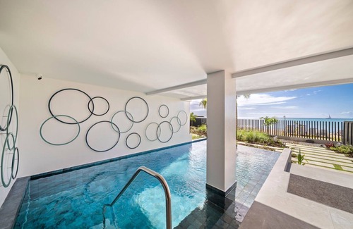 Black Rock Apartment | Chic Beachfront Condo - Allure 503