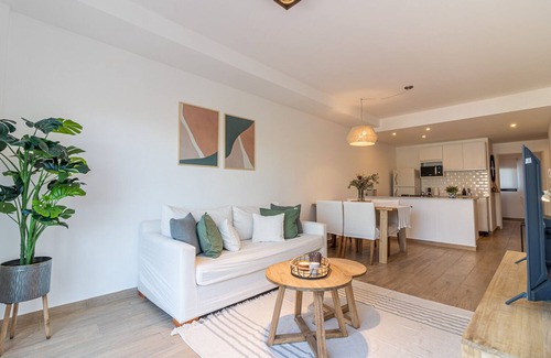 Belgrano Apartment | Chic Belgrano Retreat: 1BR, View, Pool