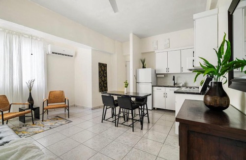 Condado Apartment | Chic Caribbean Vibes - 5 min to Beach