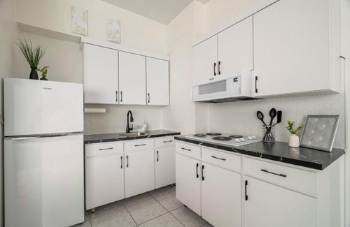 Condado Apartment | Chic Caribbean Vibes - 5 min to Beach