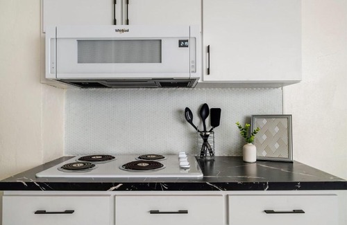 Condado Apartment | Chic Caribbean Vibes - 5 min to Beach