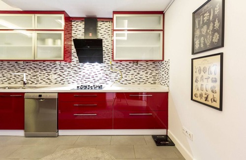 Macka Apartment | Chic, Cozy Apartment with Garden in Besiktas