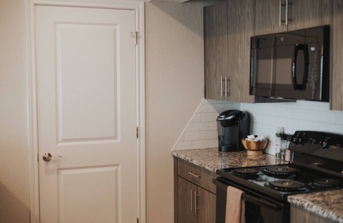 Brazos Apartment | Chic Downtown Waco Apartment