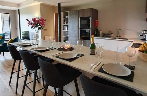 Cononley Apartment | Chic Hideaway - Gateway to the Yorkshire Dales