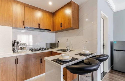 Kilimani Apartment | Chic Kilimani Apartment Plush Couch & King Bed