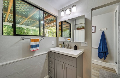 Mount Helix Cottage | Chic La Mesa Cottage w/ Patio, Close to Trails!