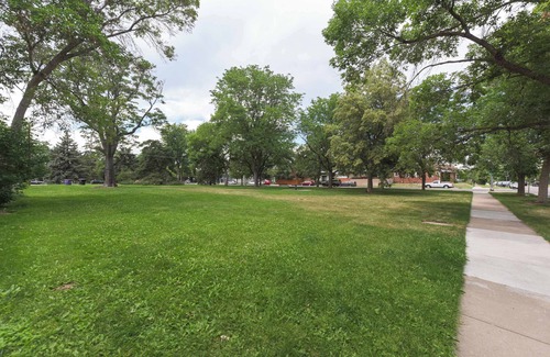 Cole Apartment | Chic Lower-Level Stay - Prime Walkable Locale