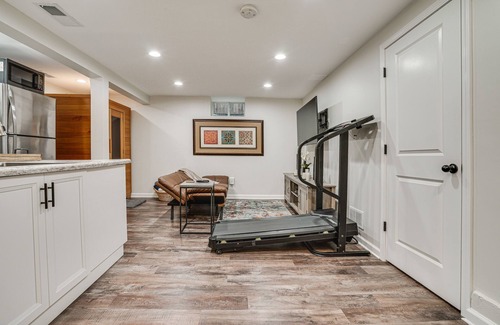 Ericsson Apartment | Chic Minneapolis Apt - 6 Blocks to Lake Nokomis!