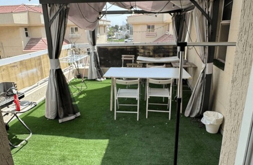 Jumeira 3 Apartment | Chic studio in Umm Suqeim - 5 mins to Kite Beach