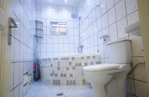Douala Apartment | Chic Studio VIP GOLD Luxe Confort et Élégance à Douala Stade Bonamoussadi