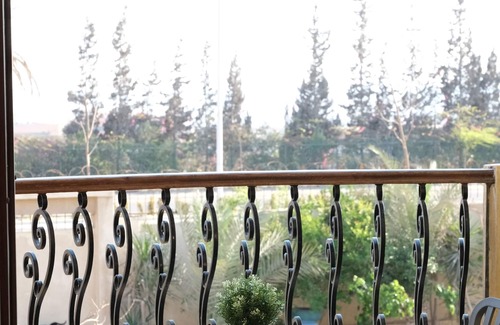 The 5th Settlement Apartment | Chic Urban Escape| 1BR Apt. with all amenities by Ramatan Hospitality.