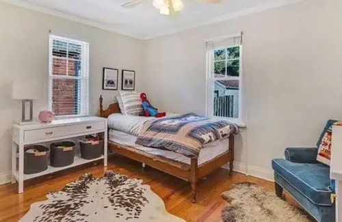 University City House | Child/Infant Friendly Home, 1 mile to Clayton
