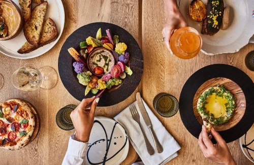 Cabo San Lucas Hotel | Chileno Bay Resort & Residences, Auberge Collection