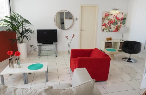 Ibiza Town Apartment | Chill Beach Condo for an Ibiza nice experiencience.