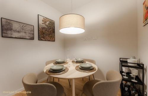 Chinatown Apartment | Chinatown luxe and garden
