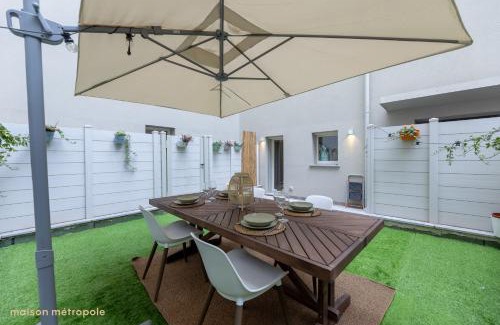 Chinatown Apartment | Chinatown luxe and garden