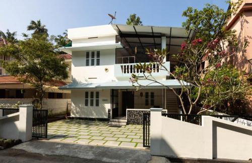 Guruvayur Villa | Chitralayam Home stay