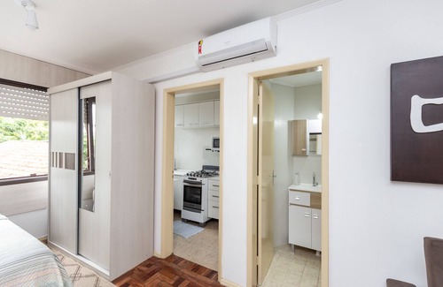 Cristo Redentor Apartment | Christ the Redeemer and Conception Hospitals, Shopping B. Wallig and American Consulate