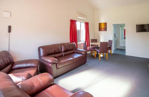 Christchurch Hotel | Christchurch Park Motel