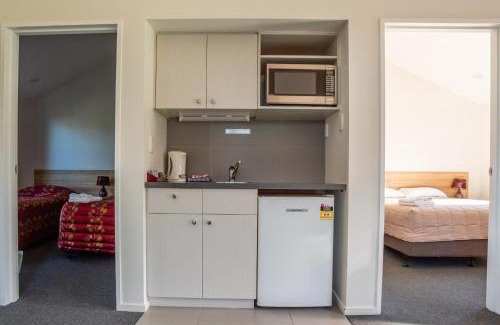 Christchurch Hotel | Christchurch Park Motel