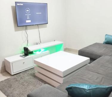 Eastleigh House | Christie's apartments Buruburu