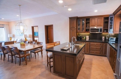 Loreto Resort | Christmas at Villa del Palmar in Elite 2-bedroom penthouse ocean front suite