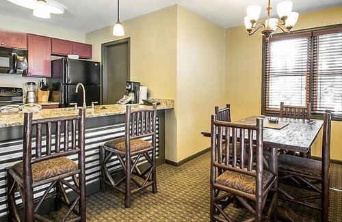 Wisconsin Dells Resort | Christmas Mountain Village Resort fully stocked w/13 ski hills, 27 hole golf, tennis courts & more