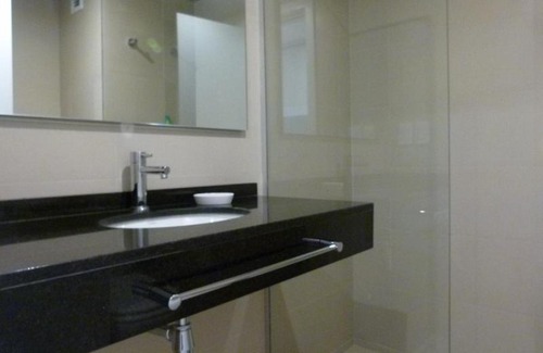 Aidy Grill Apartment | Chronos 304