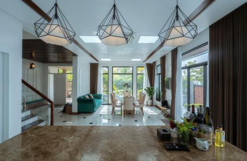 Ha Long Villa | Chuỗi Villa 6 Ngủ FLC - Bể bơi - Gara ô tô - Hạ Long