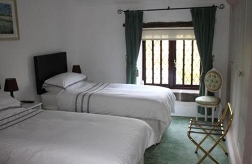 Hardstoft Bed & Breakfast | Church Villa B & B