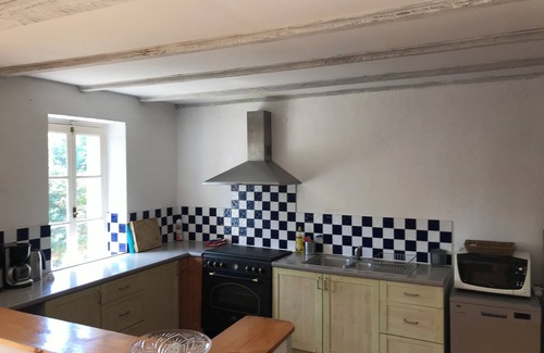 Ernes Other | Ciderpress 6-bedroom house set in 1 hectare of gardens with pool and lake